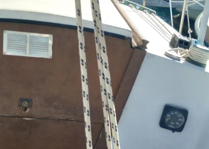 Papifrank Úszó hotel